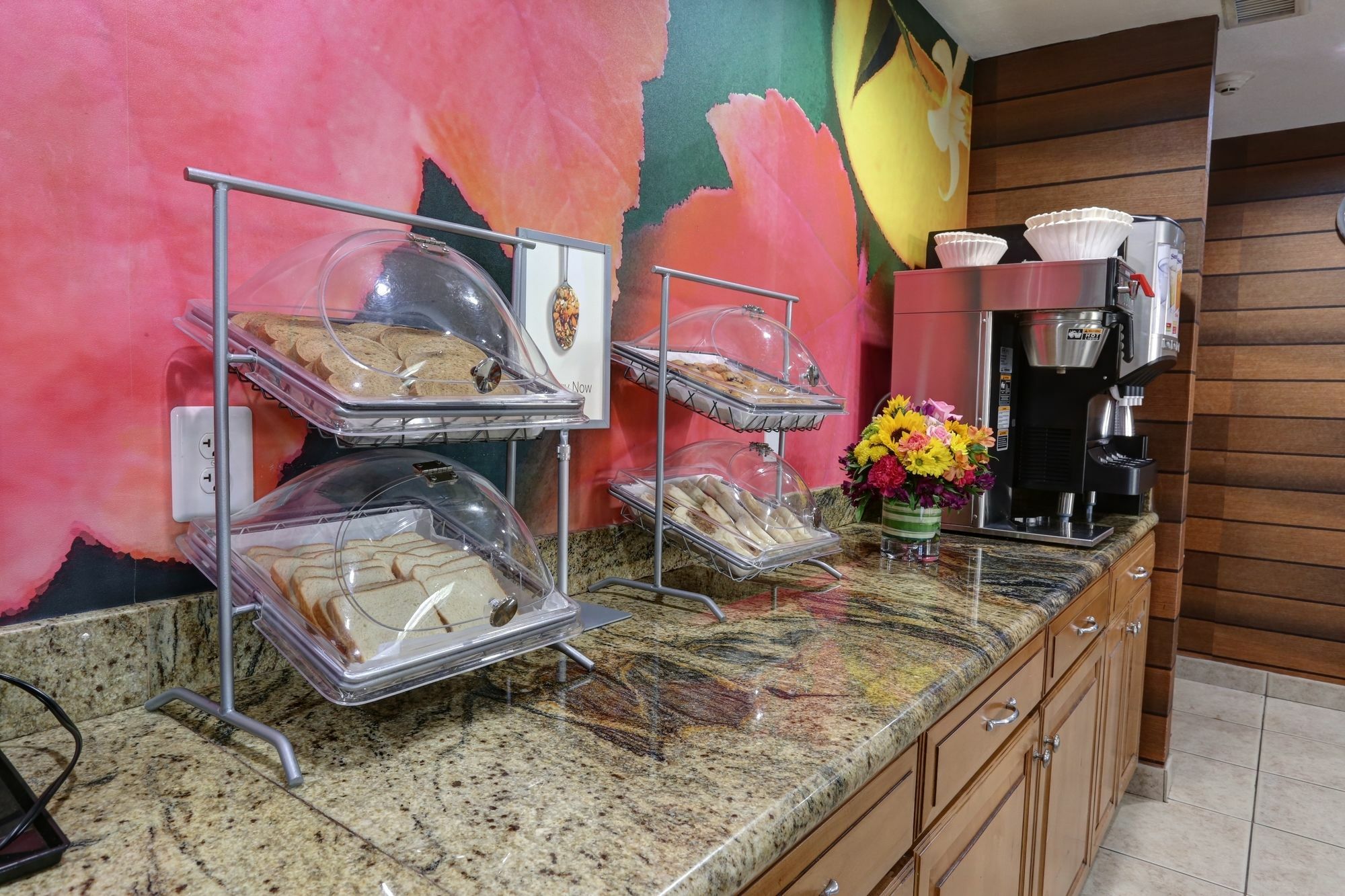 Greentree Inn And Suites Mesa / Phoenix المظهر الخارجي الصورة